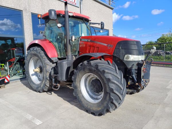 1.CASE IH PUMA CVX 230