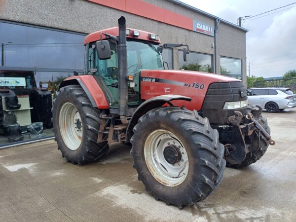 1.CASE IH MX 150