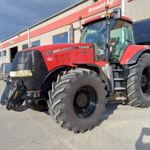 1.CASE IH MAGNUM 250